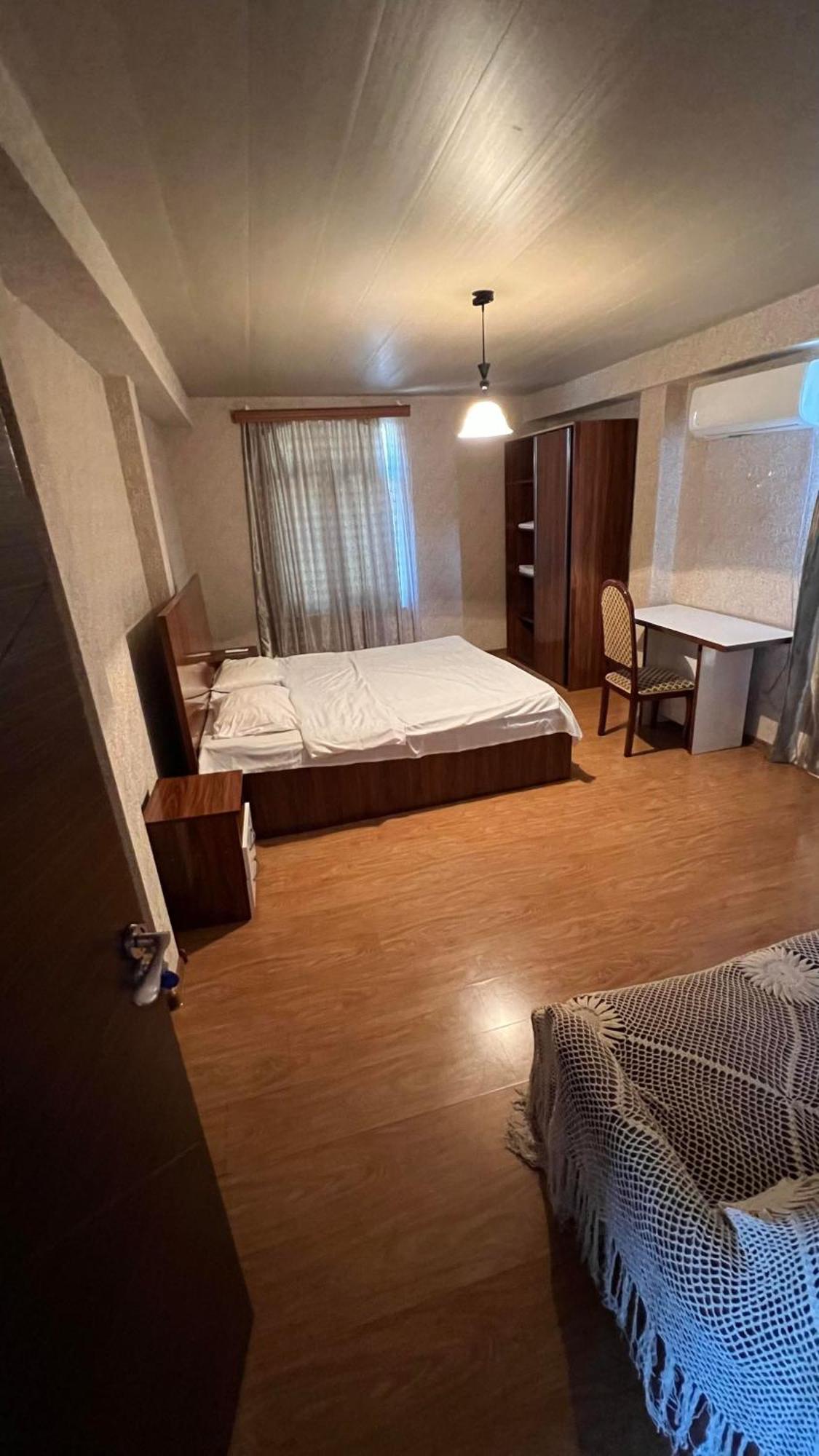 Marco Polo Hotel Koetaisi Buitenkant foto