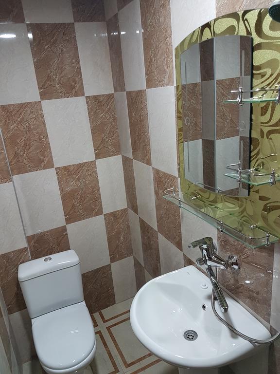 Marco Polo Hotel Koetaisi Buitenkant foto